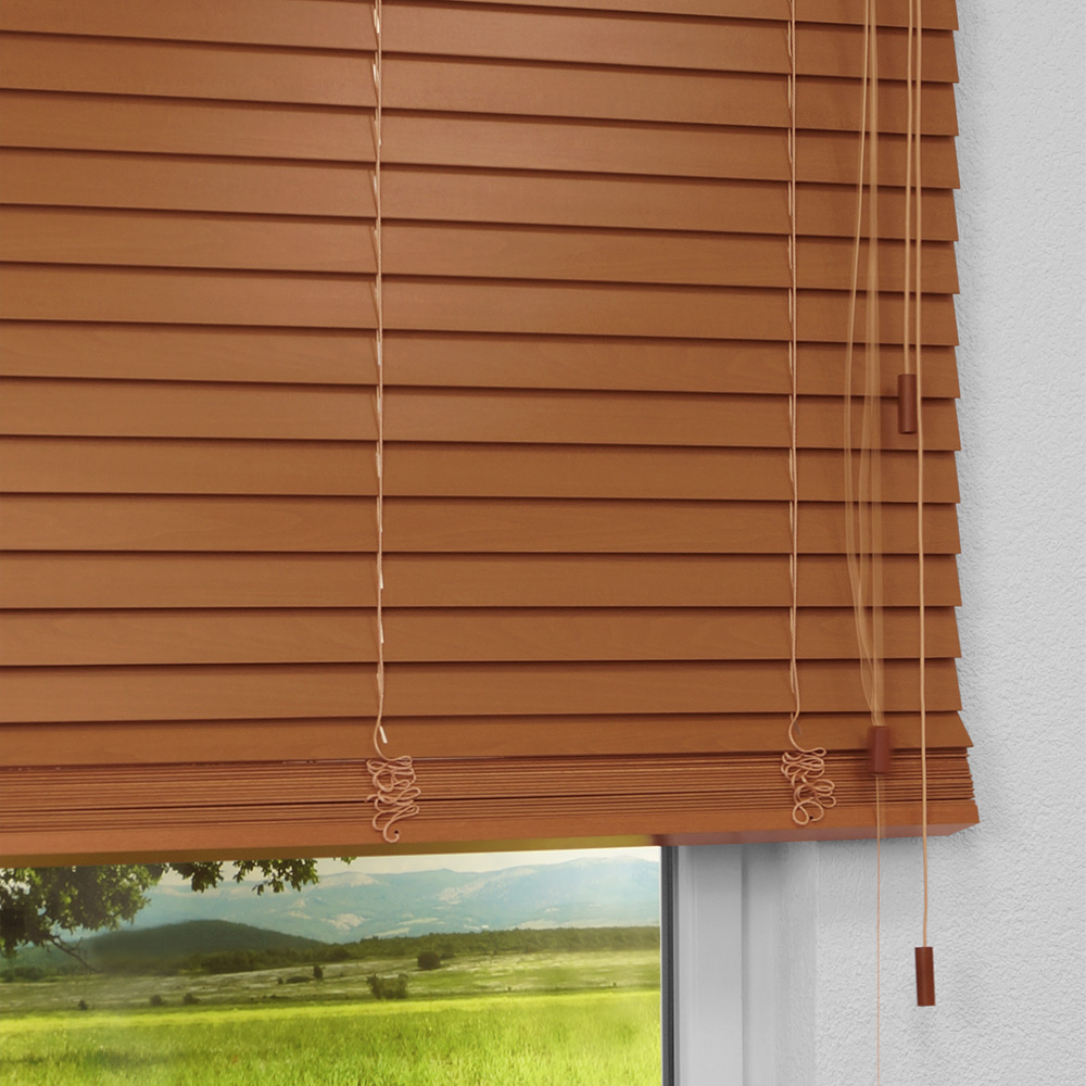 Holzjalousie Detailaufnahme